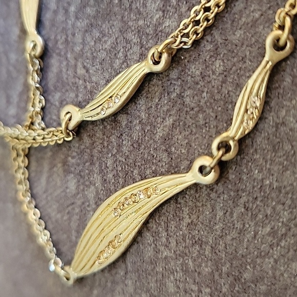 Chloe & ISABEL Double Chain Aventurine Freeform Pendant Necklace - Picture 5 of 7